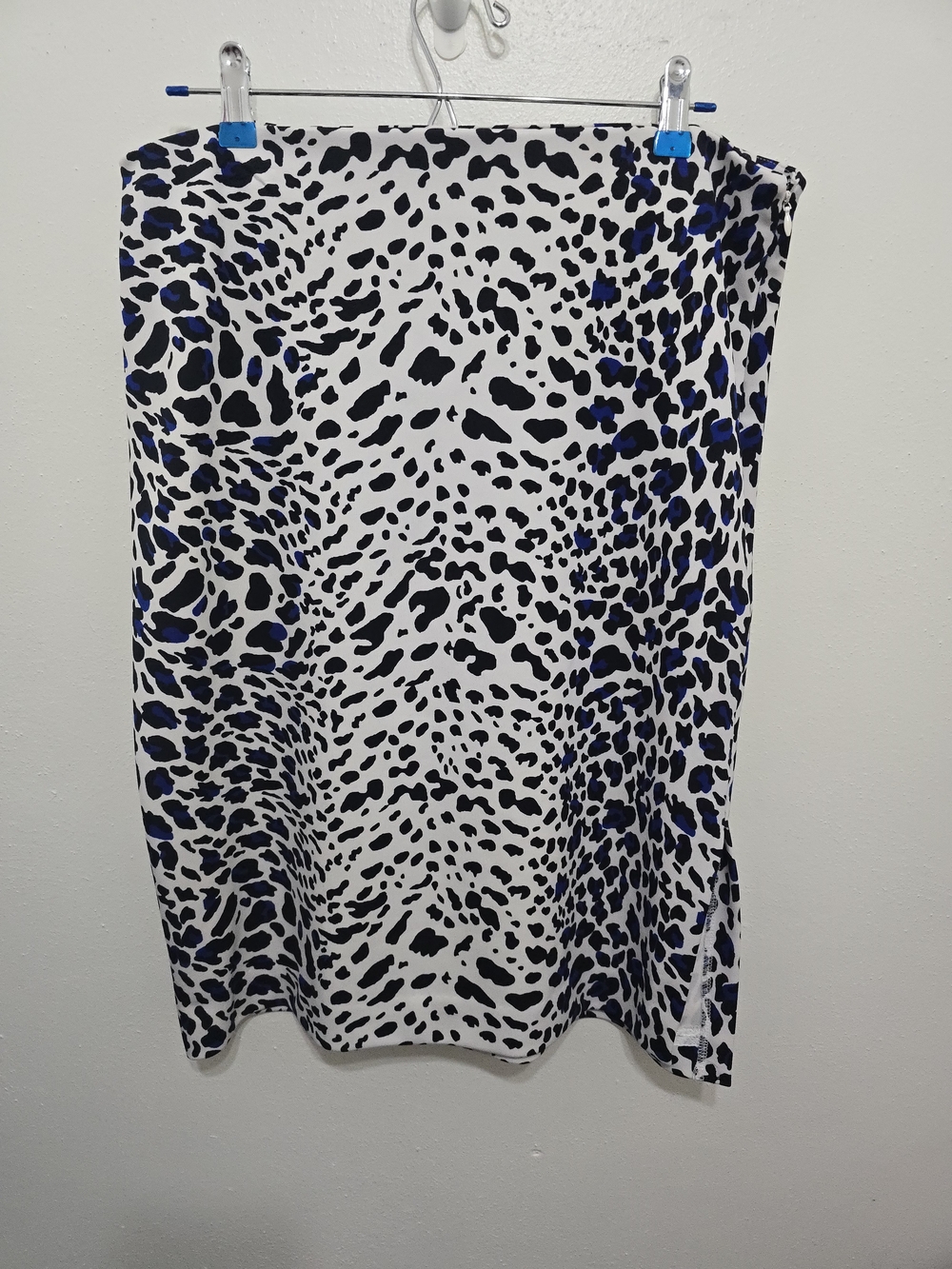 Worthington White Midi Skirt with Black and Blue Spot Pattern